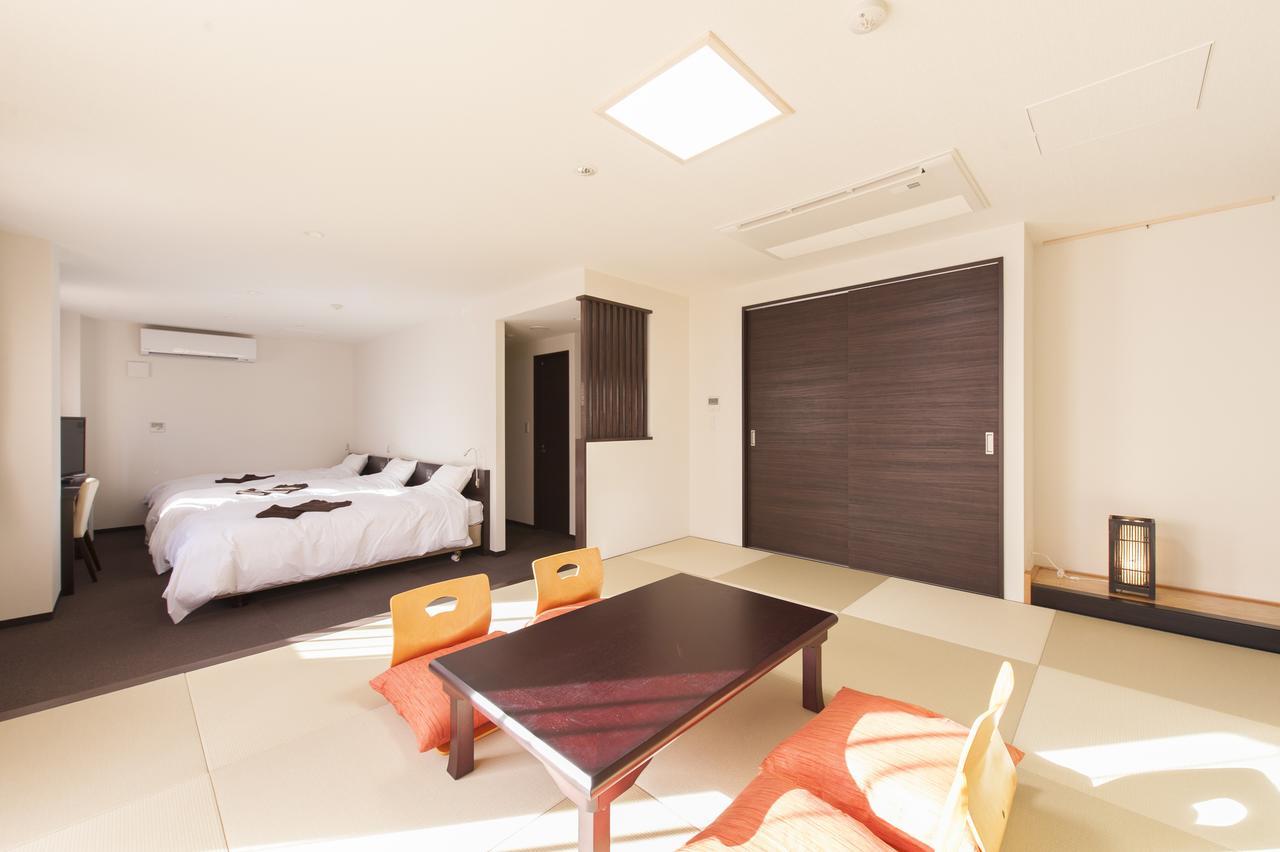 Hana Hotel Fukaya & Spa Exterior photo